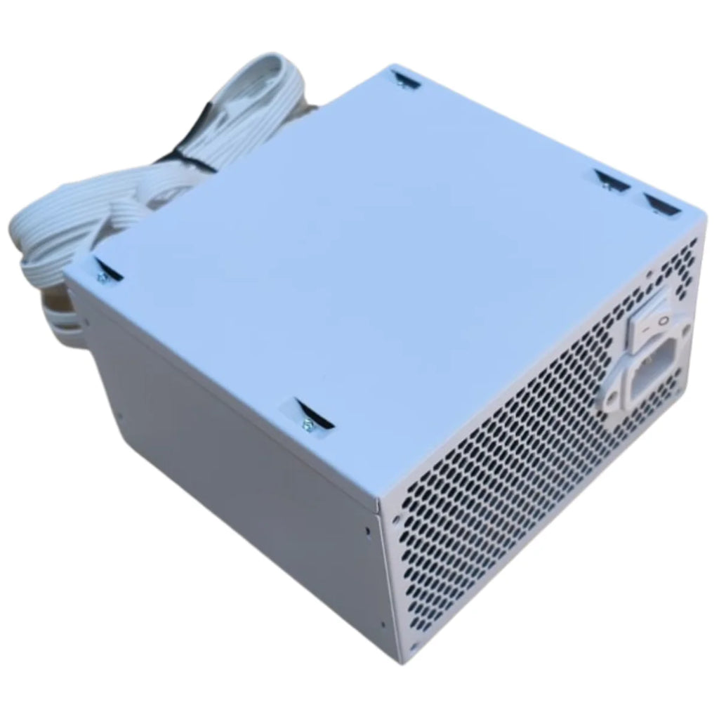 Fonte Gamer Source Royal 80 Plus Bronze de 550W com PFC ativo e ventoinha RGB com bivolt automático para PC desktop de alto desempenho.