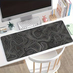 1 Mousepad Grande para Mesa, Mousepad Gamer, Mousepad com Bordas Costuradas e Base de Borracha Antiderrapante.